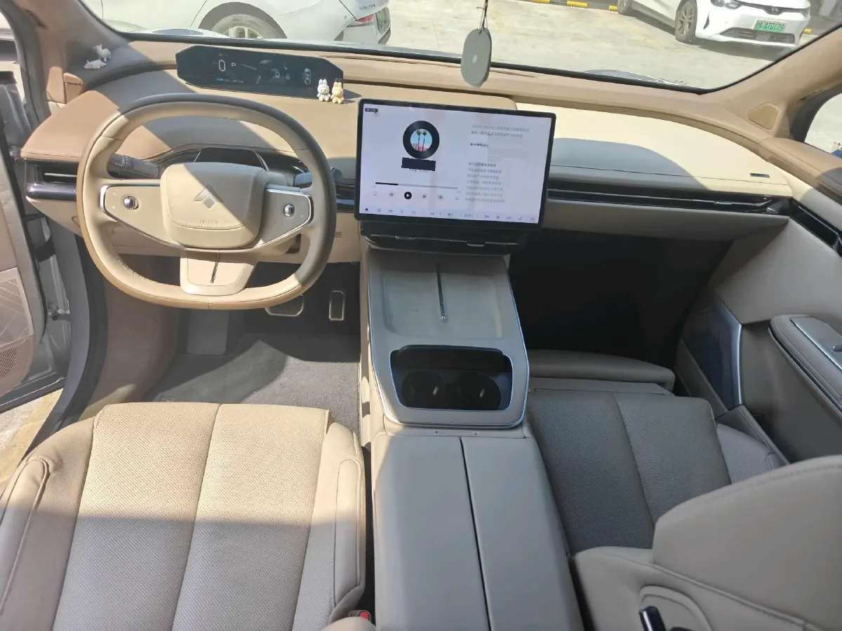 2023 HYPTEC HT BEV 80KWH,autocango,china used car exporter,china ev exporter,chinese used car exporter,chinese used ev exporter