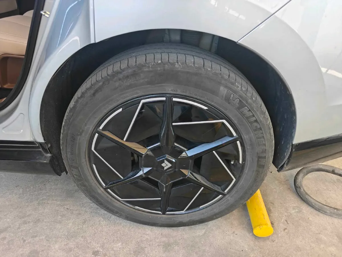 2023 HYPTEC HT BEV 80KWH,autocango,china used car exporter,china ev exporter,chinese used car exporter,chinese used ev exporter