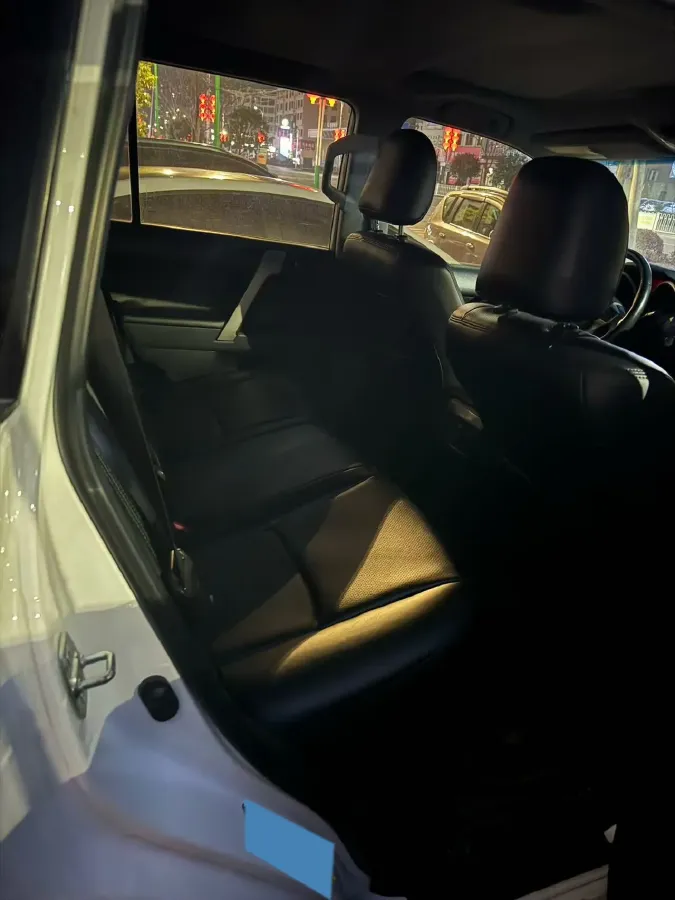 2016 Toyota Land Cruiser Prado 2.7L 163HP L4 6AT,autocango,china used car exporter,china ev exporter,chinese used car exporter,chinese used ev exporter