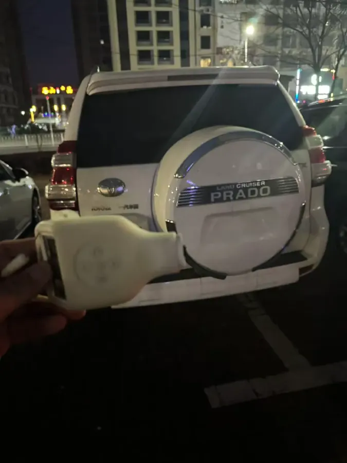 2016 Toyota Land Cruiser Prado 2.7L 163HP L4 6AT,autocango,china used car exporter,china ev exporter,chinese used car exporter,chinese used ev exporter