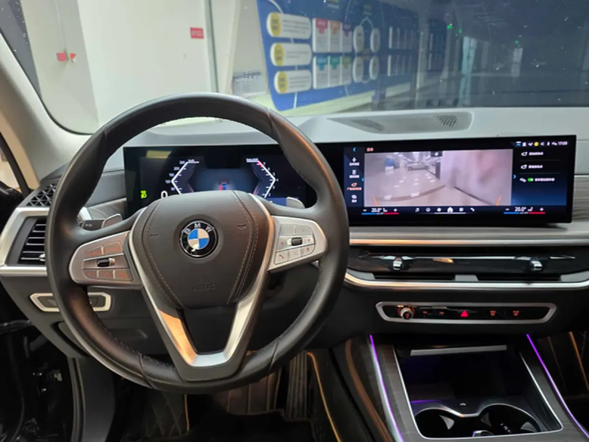 2023 BMW X7 3.0T 381HP L6 8AT,autocango,china used car exporter,china ev exporter,chinese used car exporter,chinese used ev exporter