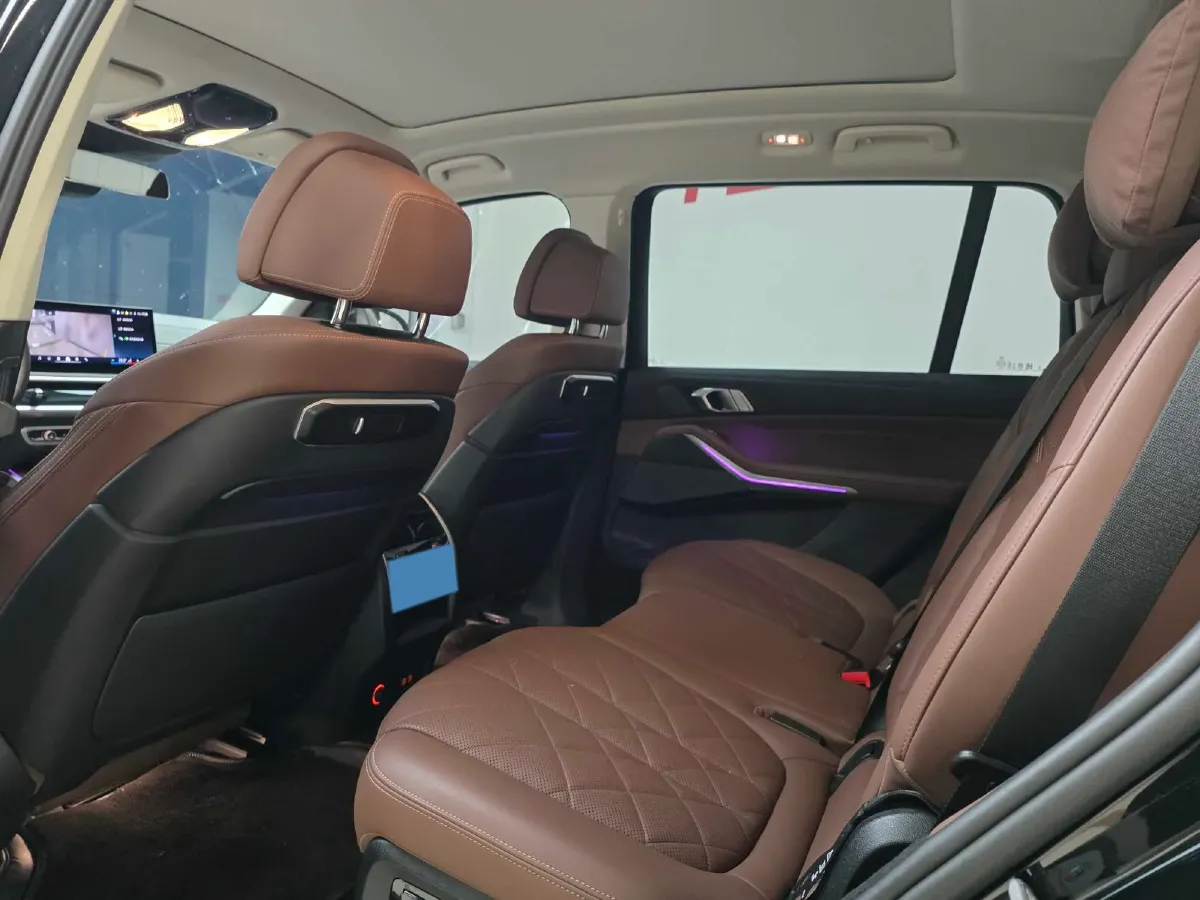 2023 BMW X7 3.0T 381HP L6 8AT,autocango,china used car exporter,china ev exporter,chinese used car exporter,chinese used ev exporter