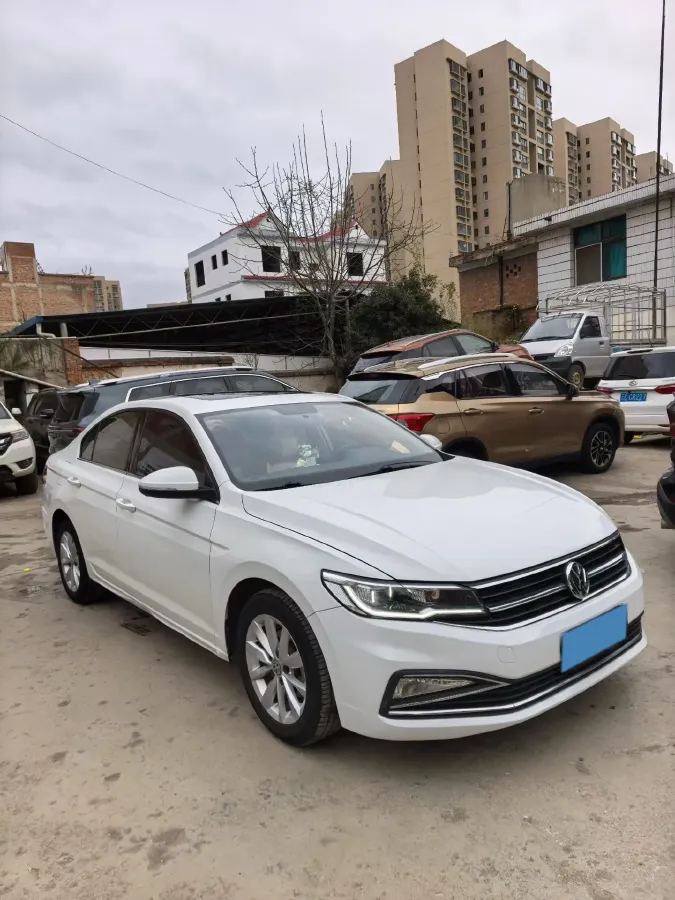 2019 MAXUS XinTu V80 2.5T 136HP L4 6MT,autocango,china used car exporter,china ev exporter,chinese used car exporter,chinese used ev exporter