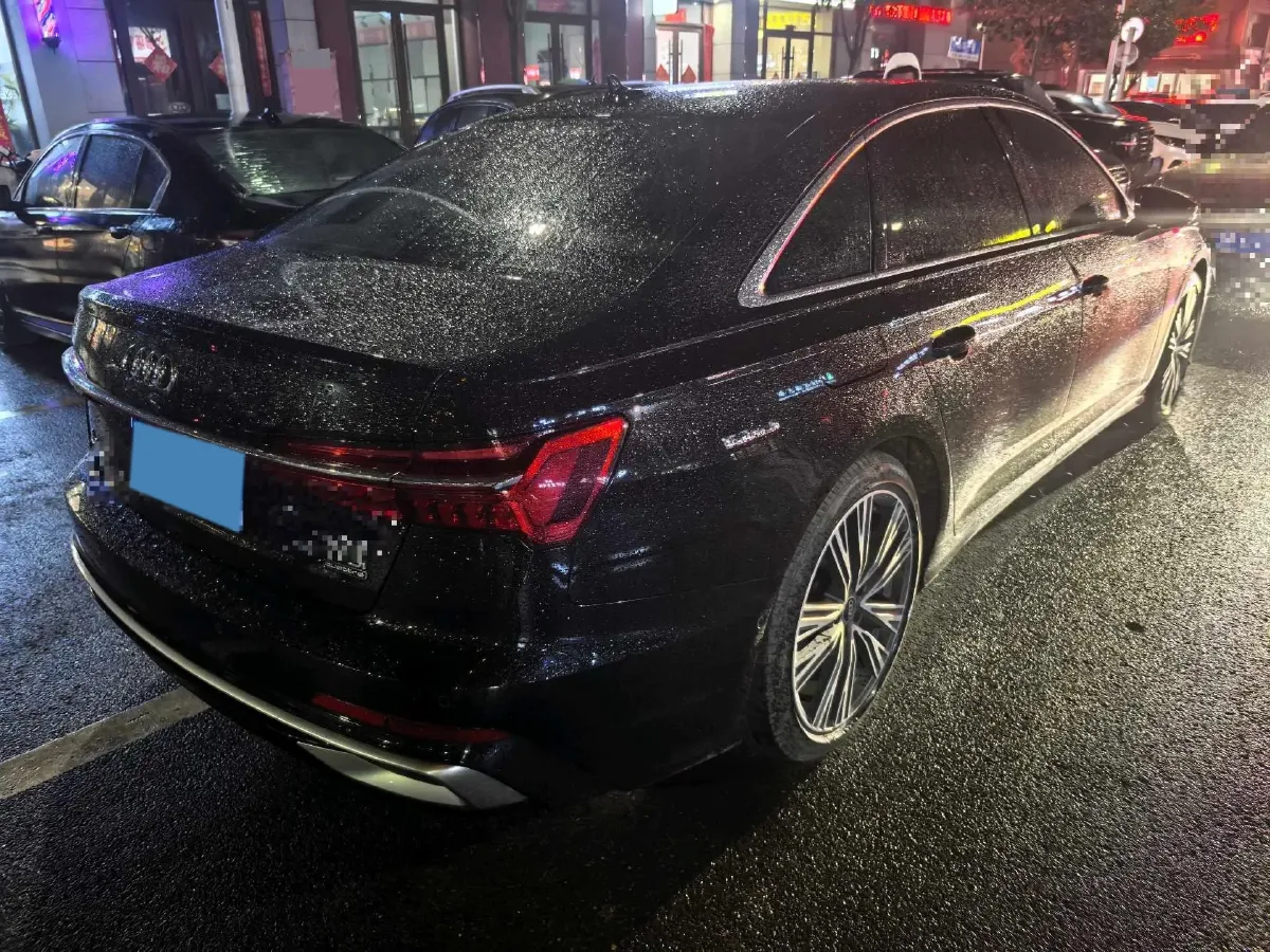 2023 Audi A6L 2.0T 245HP L4 7DCT,autocango,china used car exporter,china ev exporter,chinese used car exporter,chinese used ev exporter