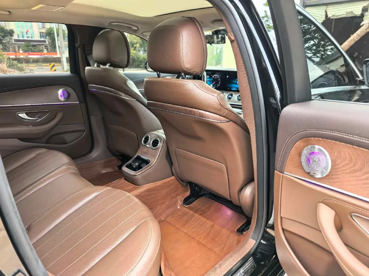 2021 Mercedes-Benz E Class 2.0T 258HP L4 9AT,autocango,china used car exporter,china ev exporter,chinese used car exporter,chinese used ev exporter