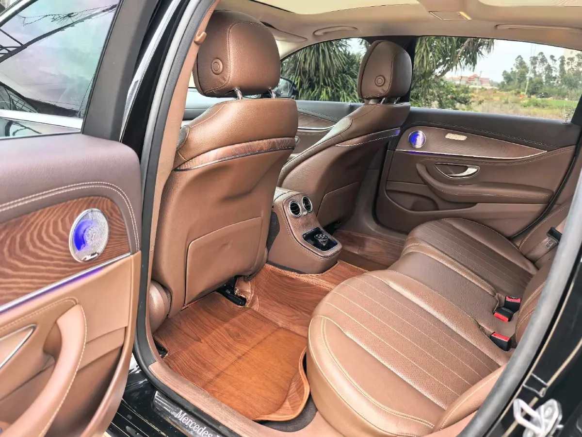 2021 Mercedes-Benz E Class 2.0T 258HP L4 9AT,autocango,china used car exporter,china ev exporter,chinese used car exporter,chinese used ev exporter