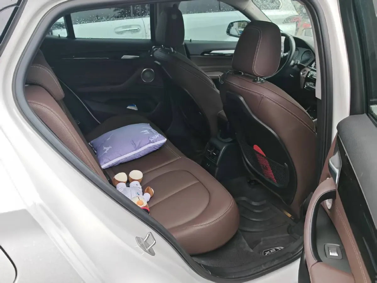 2023 BMW X2 2.0T 178HP L4 7DCT,autocango,china used car exporter,china ev exporter,chinese used car exporter,chinese used ev exporter