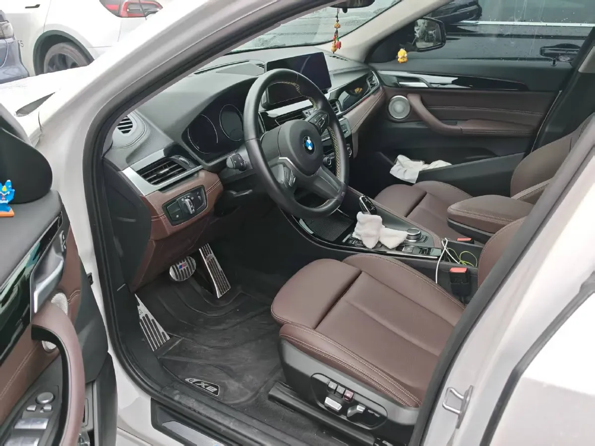 2023 BMW X2 2.0T 178HP L4 7DCT,autocango,china used car exporter,china ev exporter,chinese used car exporter,chinese used ev exporter