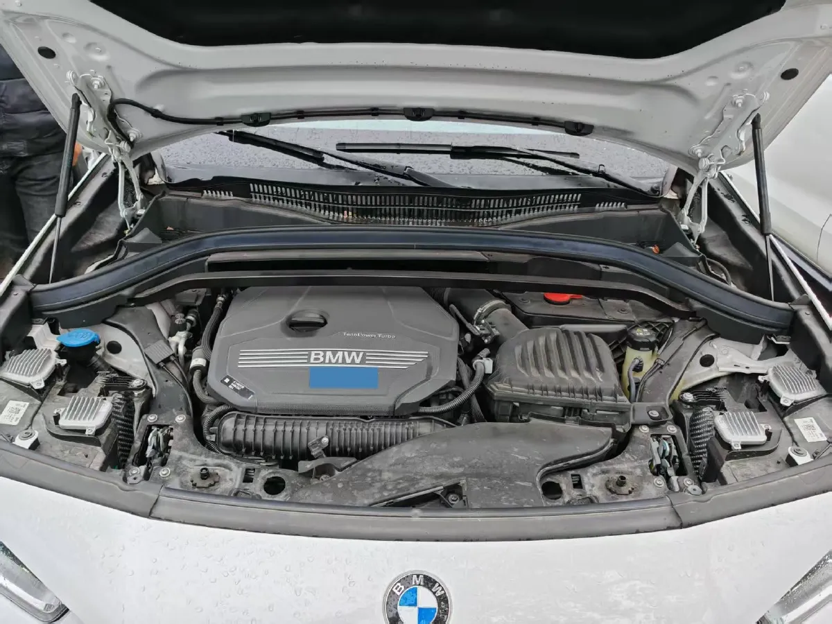 2023 BMW X2 2.0T 178HP L4 7DCT,autocango,china used car exporter,china ev exporter,chinese used car exporter,chinese used ev exporter