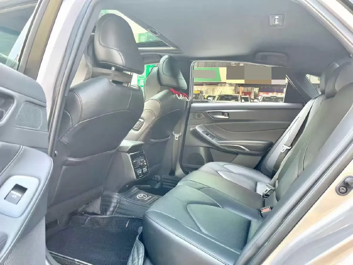 2022 Toyota Avalon 2.0L 178HP L4 CVT,autocango,china used car exporter,china ev exporter,chinese used car exporter,chinese used ev exporter
