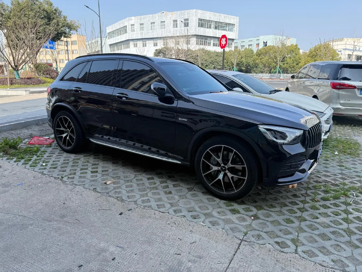 2022 Mercedes-Benz GLC AMG 3.0T 390HP V6 9AT,autocango,china used car exporter,china ev exporter,chinese used car exporter,chinese used ev exporter