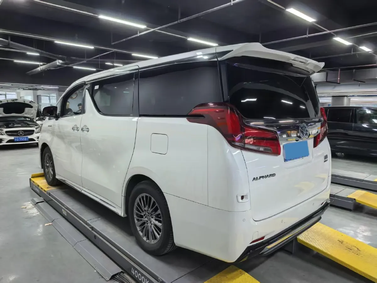 2021 Toyota Alphard 2.5L 117HP L4 E-CVT Hybrid,autocango,china used car exporter,china ev exporter,chinese used car exporter,chinese used ev exporter