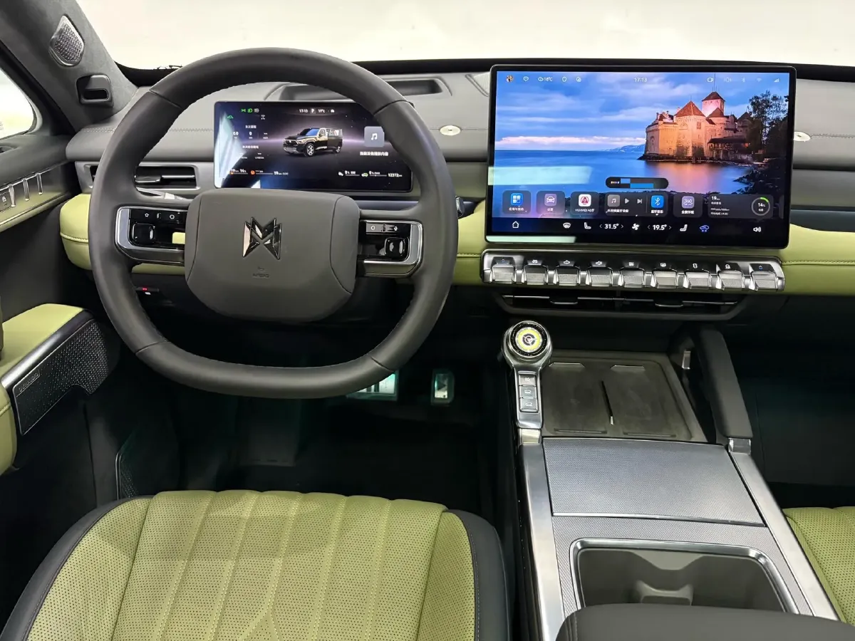 2025 BMW 3 Series 2.0T 245HP L4 8AT,autocango,china used car exporter,china ev exporter,chinese used car exporter,chinese used ev exporter