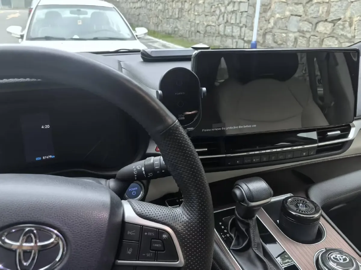 2023 Toyota Granvia 2.5L 189HP L4 E-CVT Hybrid,autocango,china used car exporter,china ev exporter,chinese used car exporter,chinese used ev exporter