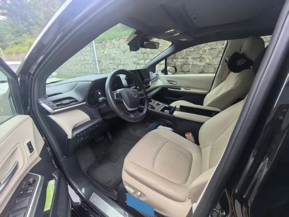 2023 Toyota Granvia 2.5L 189HP L4 E-CVT Hybrid,autocango,china used car exporter,china ev exporter,chinese used car exporter,chinese used ev exporter