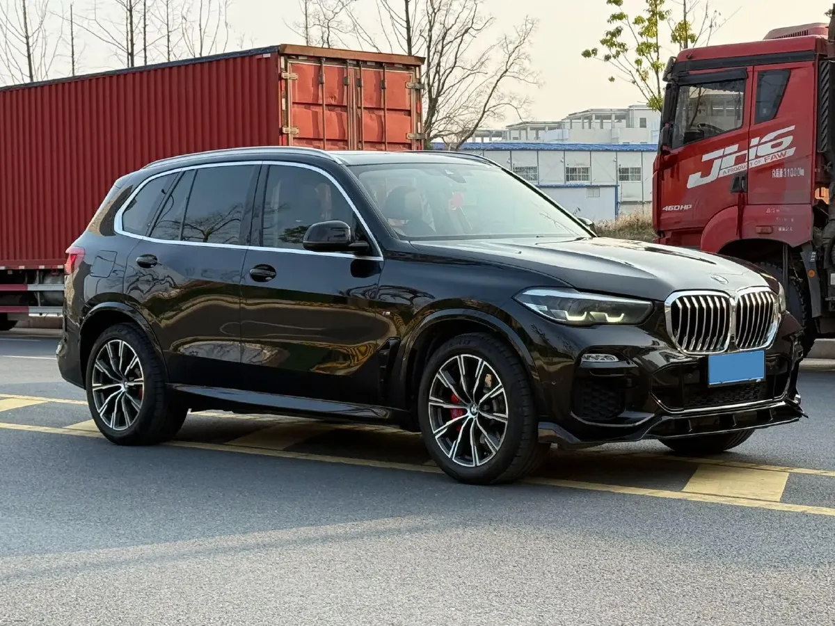 2020 BMW X5 2.0T 265HP L4 8AT,autocango,china used car exporter,china ev exporter,chinese used car exporter,chinese used ev exporter