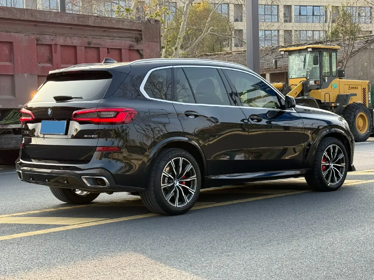 2020 BMW X5 2.0T 265HP L4 8AT,autocango,china used car exporter,china ev exporter,chinese used car exporter,chinese used ev exporter
