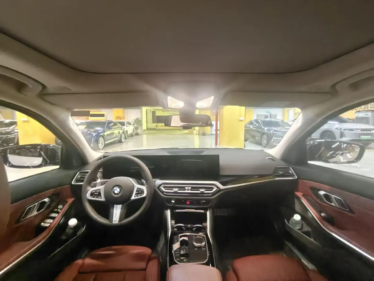 2024 BMW 3 Series 2.0T 156HP L4 8AT,autocango,china used car exporter,china ev exporter,chinese used car exporter,chinese used ev exporter