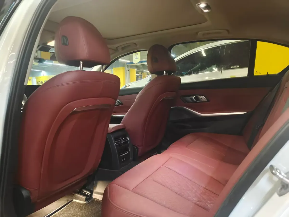 2024 BMW 3 Series 2.0T 156HP L4 8AT,autocango,china used car exporter,china ev exporter,chinese used car exporter,chinese used ev exporter