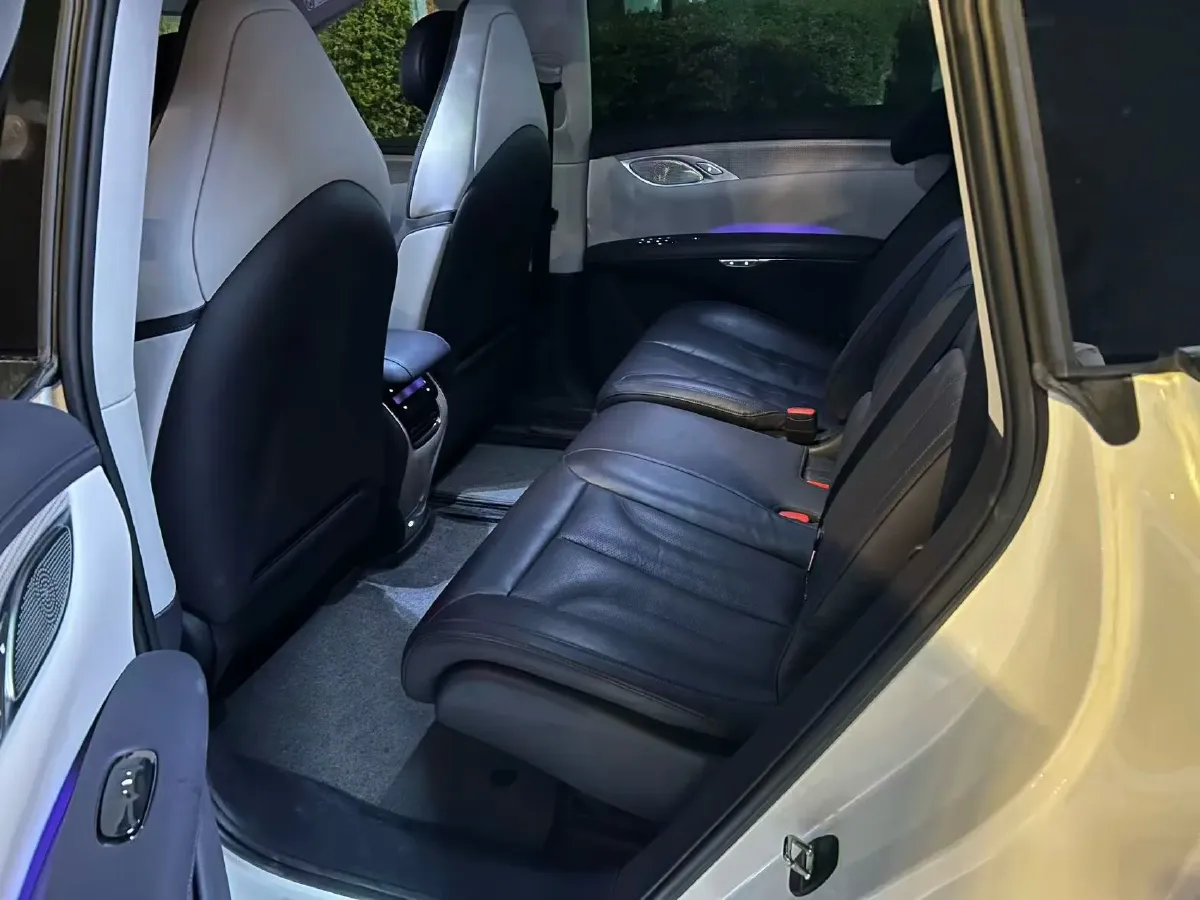 2023 IM LS7 BEV 90KWH,autocango,china used car exporter,china ev exporter,chinese used car exporter,chinese used ev exporter