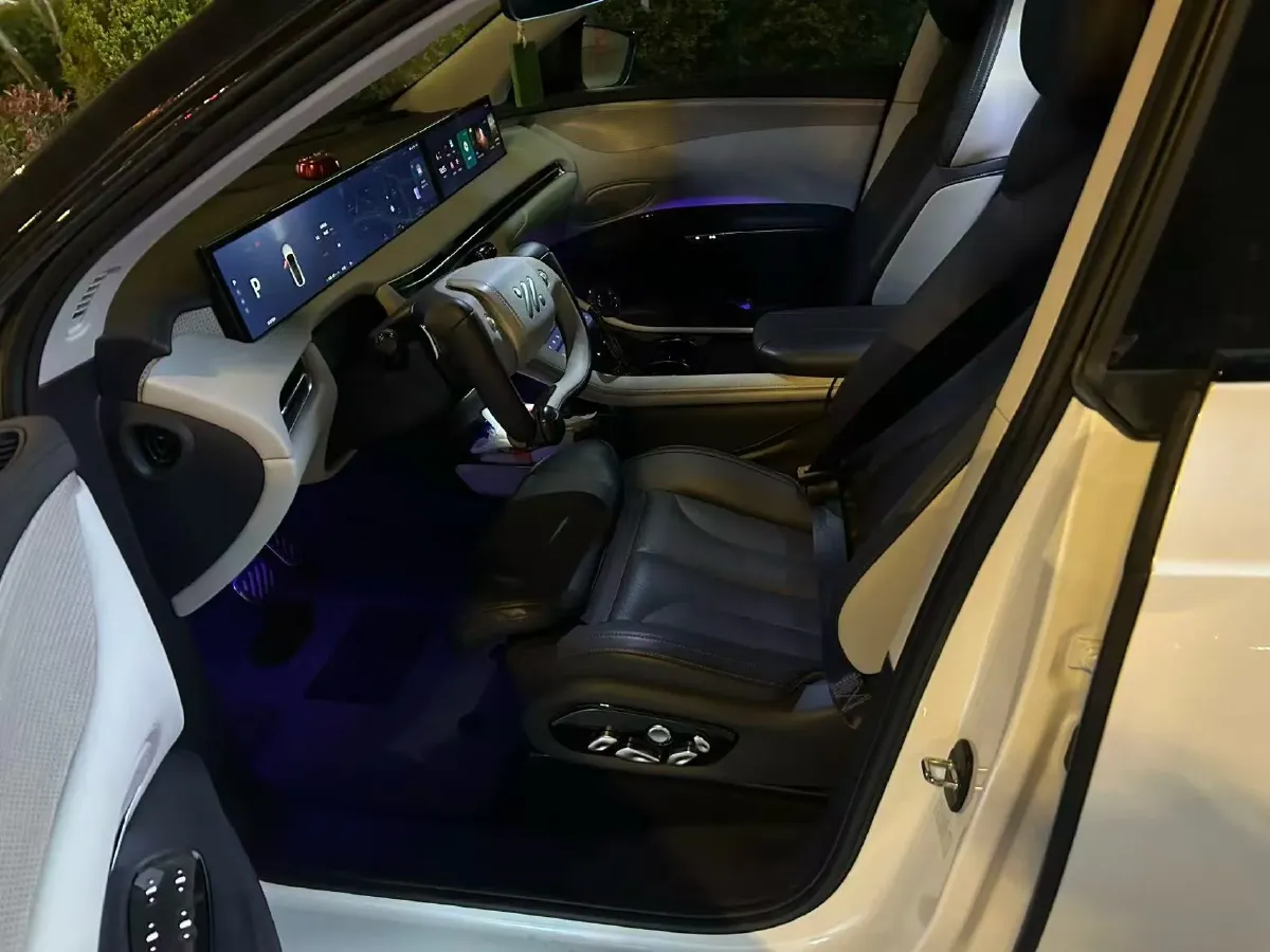 2023 IM LS7 BEV 90KWH,autocango,china used car exporter,china ev exporter,chinese used car exporter,chinese used ev exporter