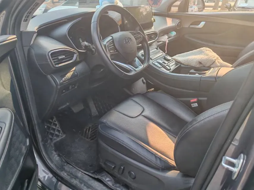 2023 Hyundai Santafe 2.0T 230HP L4 8AT,autocango,china used car exporter,china ev exporter,chinese used car exporter,chinese used ev exporter