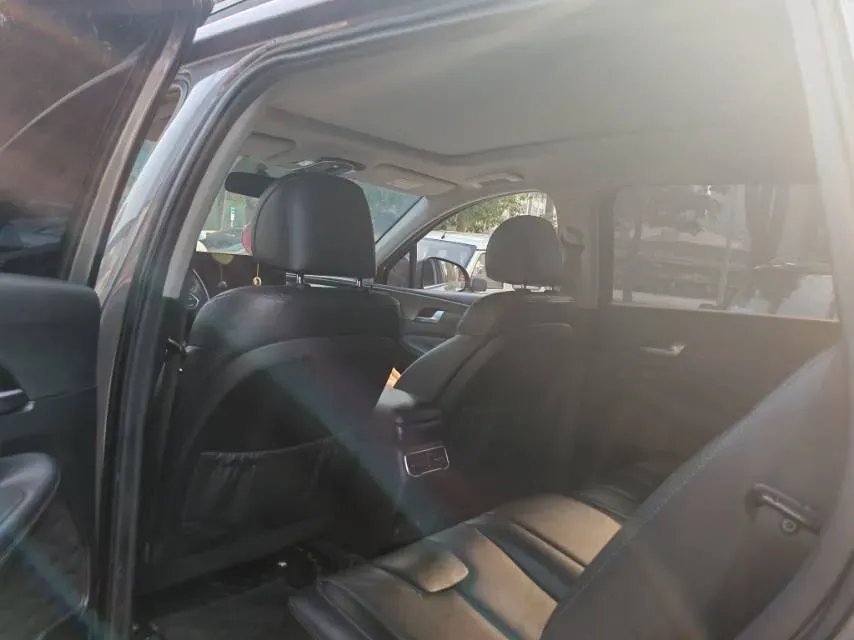 2023 Hyundai Santafe 2.0T 230HP L4 8AT,autocango,china used car exporter,china ev exporter,chinese used car exporter,chinese used ev exporter