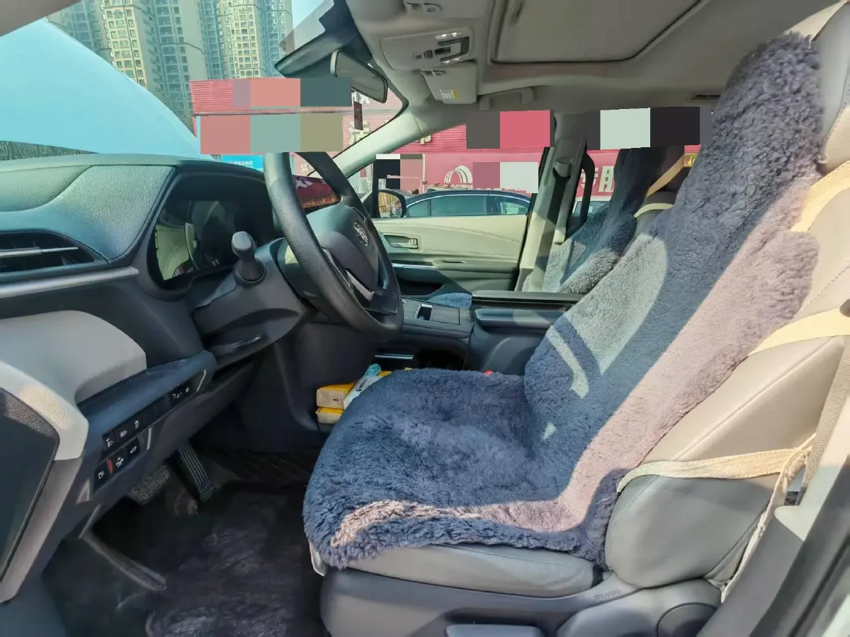 2023 Toyota Granvia 2.5L 189HP L4 E-CVT Hybrid,autocango,china used car exporter,china ev exporter,chinese used car exporter,chinese used ev exporter