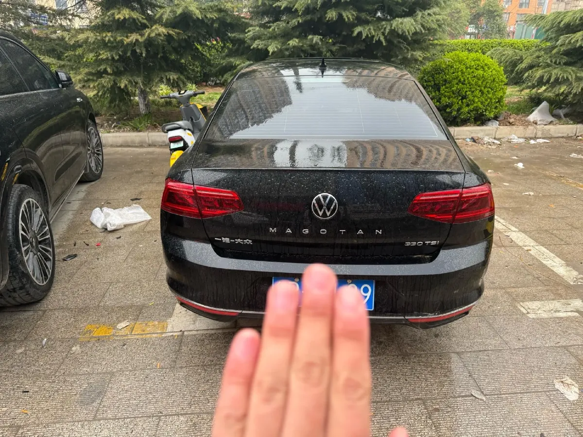 2020 Volkswagen Magotan 2.0T 186HP L4 7DCT,autocango,china used car exporter,china ev exporter,chinese used car exporter,chinese used ev exporter