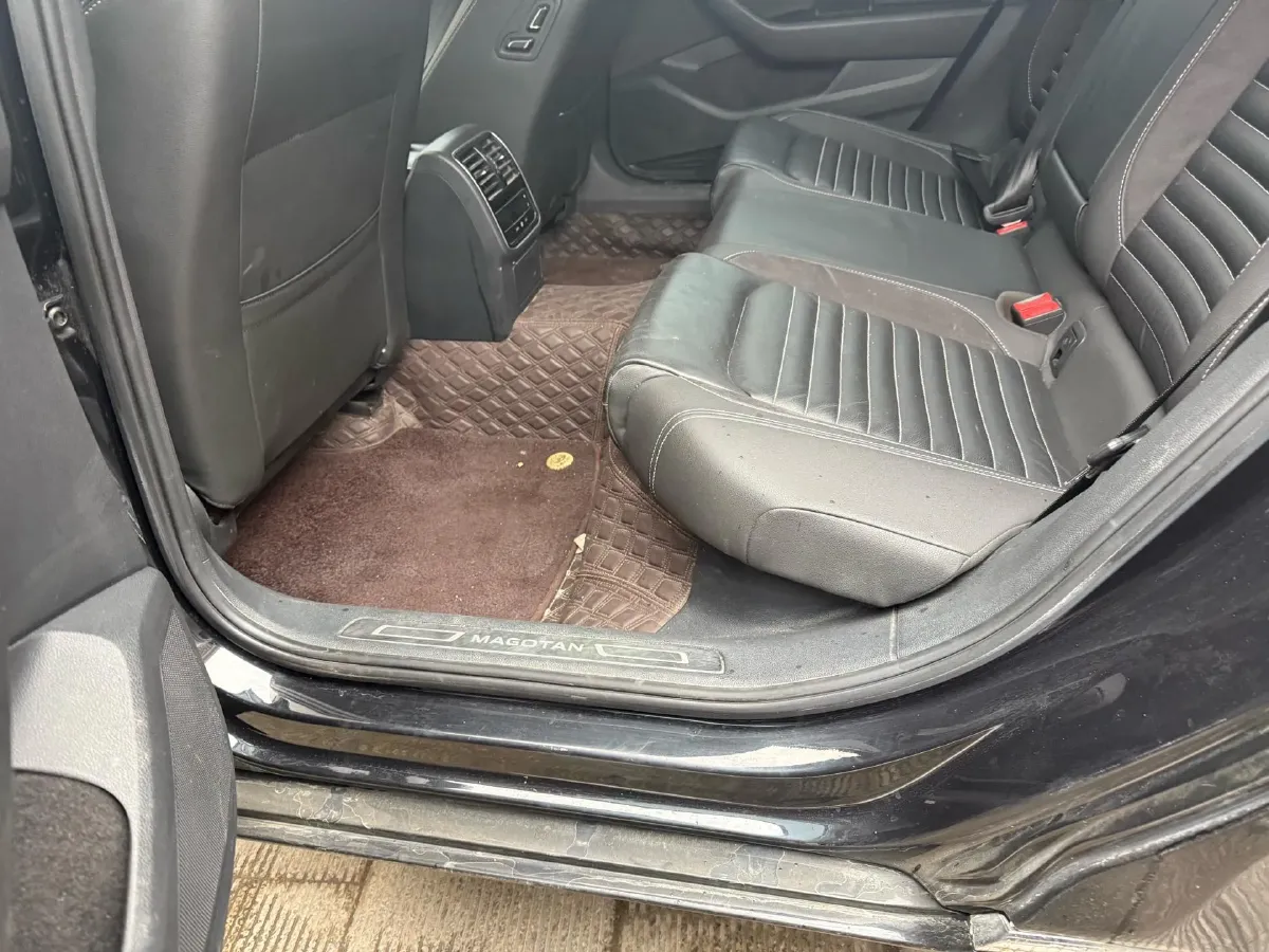 2020 Volkswagen Magotan 2.0T 186HP L4 7DCT,autocango,china used car exporter,china ev exporter,chinese used car exporter,chinese used ev exporter