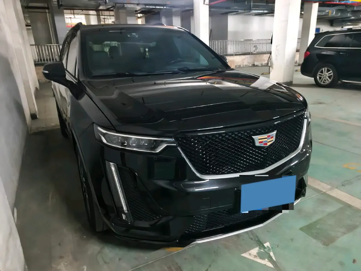2022 Cadillac XT6 2.0T 237HP L4 9AT,autocango,china used car exporter,china ev exporter,chinese used car exporter,chinese used ev exporter