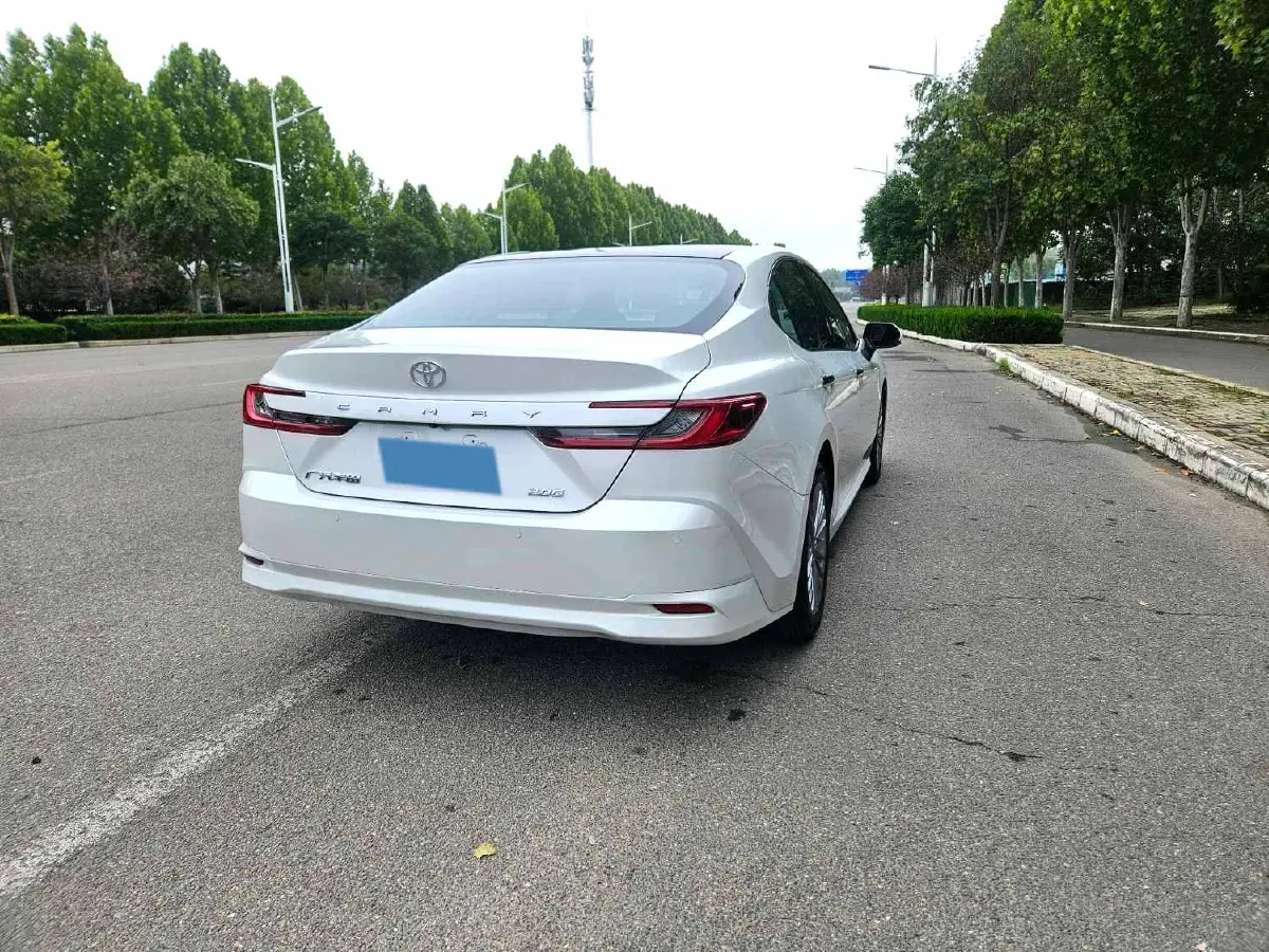 2024 Toyota Camry 2.0L 173HP L4 CVT,autocango,china used car exporter,china ev exporter,chinese used car exporter,chinese used ev exporter