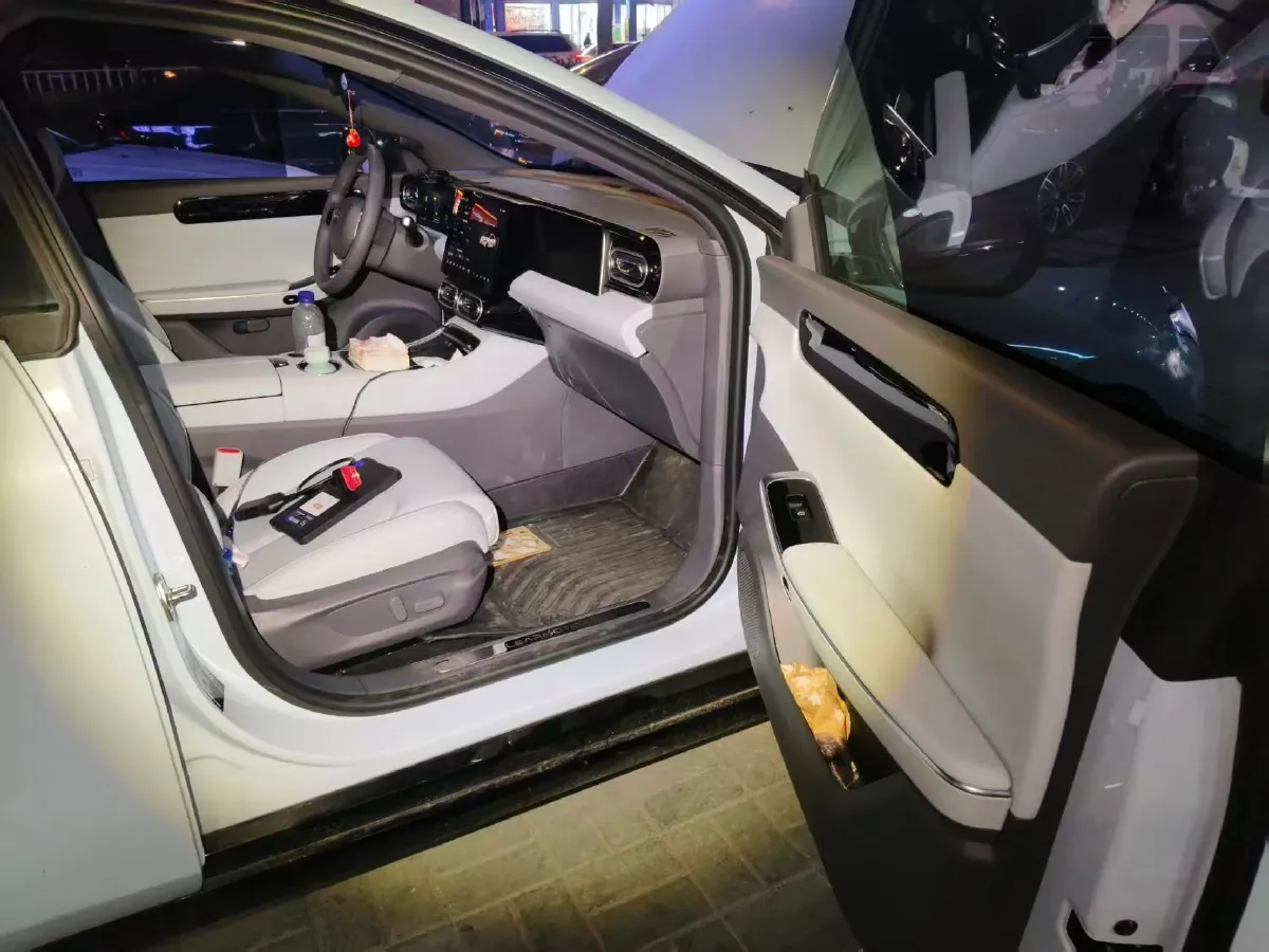 2023 Leapmotor C01 BEV 62.8KWH,autocango,china used car exporter,china ev exporter,chinese used car exporter,chinese used ev exporter