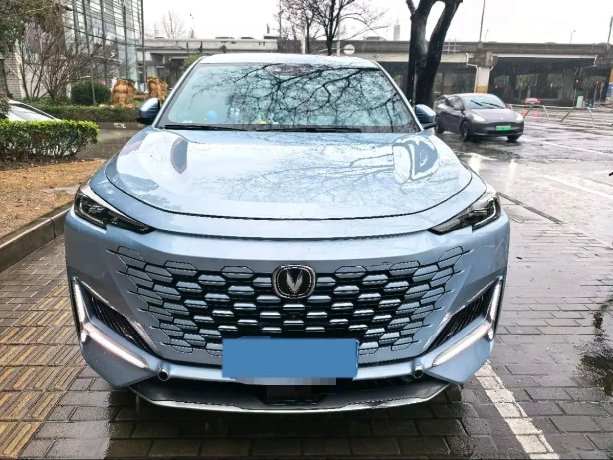 2021 ChangAn UNI-K 2.0T 233HP L4 8AT,autocango,china used car exporter,china ev exporter,chinese used car exporter,chinese used ev exporter