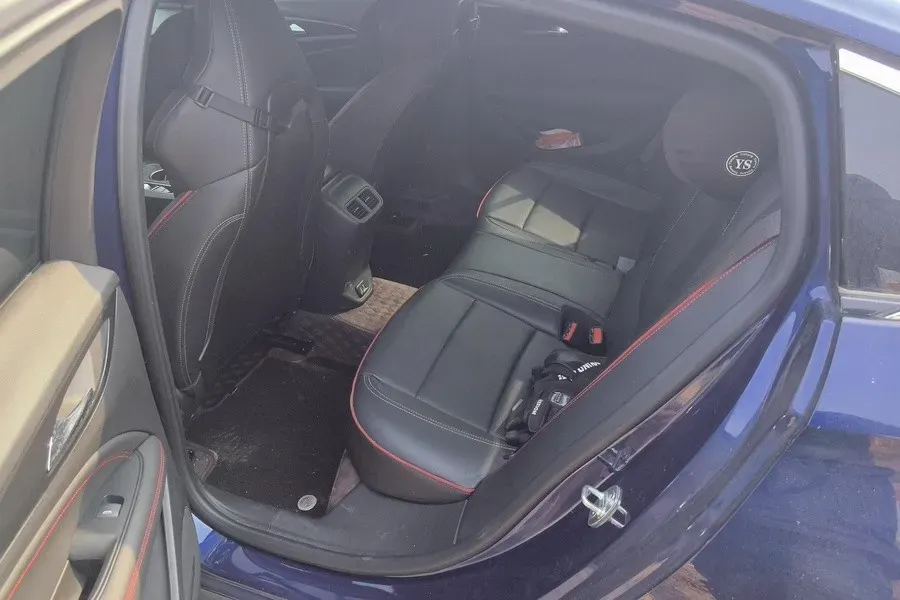 2020 Buick Regal 2.0T 237HP L4 9AT,autocango,china used car exporter,china ev exporter,chinese used car exporter,chinese used ev exporter