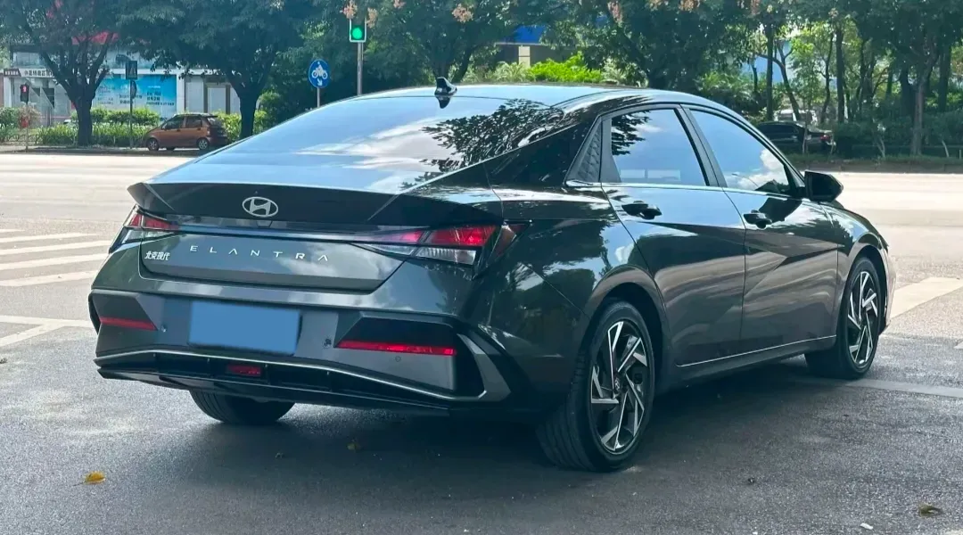 2023 Hyundai Elantra 1.5L 115HP L4 CVT,autocango,china used car exporter,china ev exporter,chinese used car exporter,chinese used ev exporter