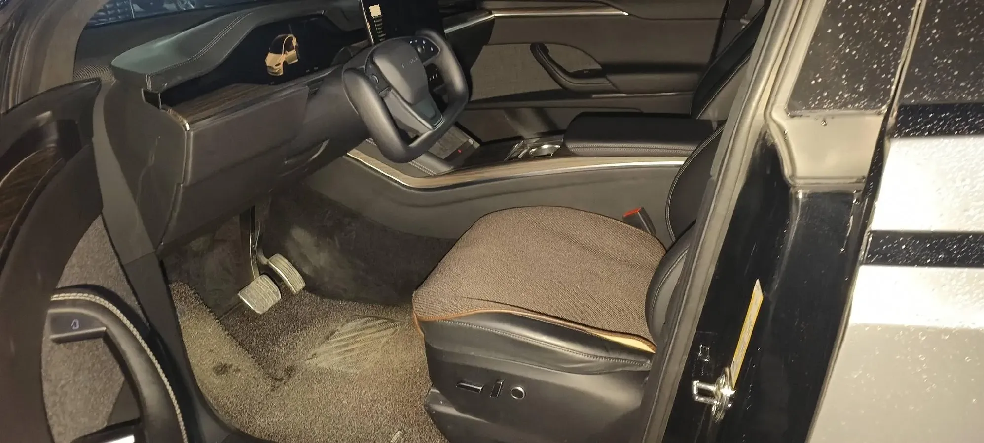 2023 Tesla Model X BEV 100KWH,autocango,china used car exporter,china ev exporter,chinese used car exporter,chinese used ev exporter