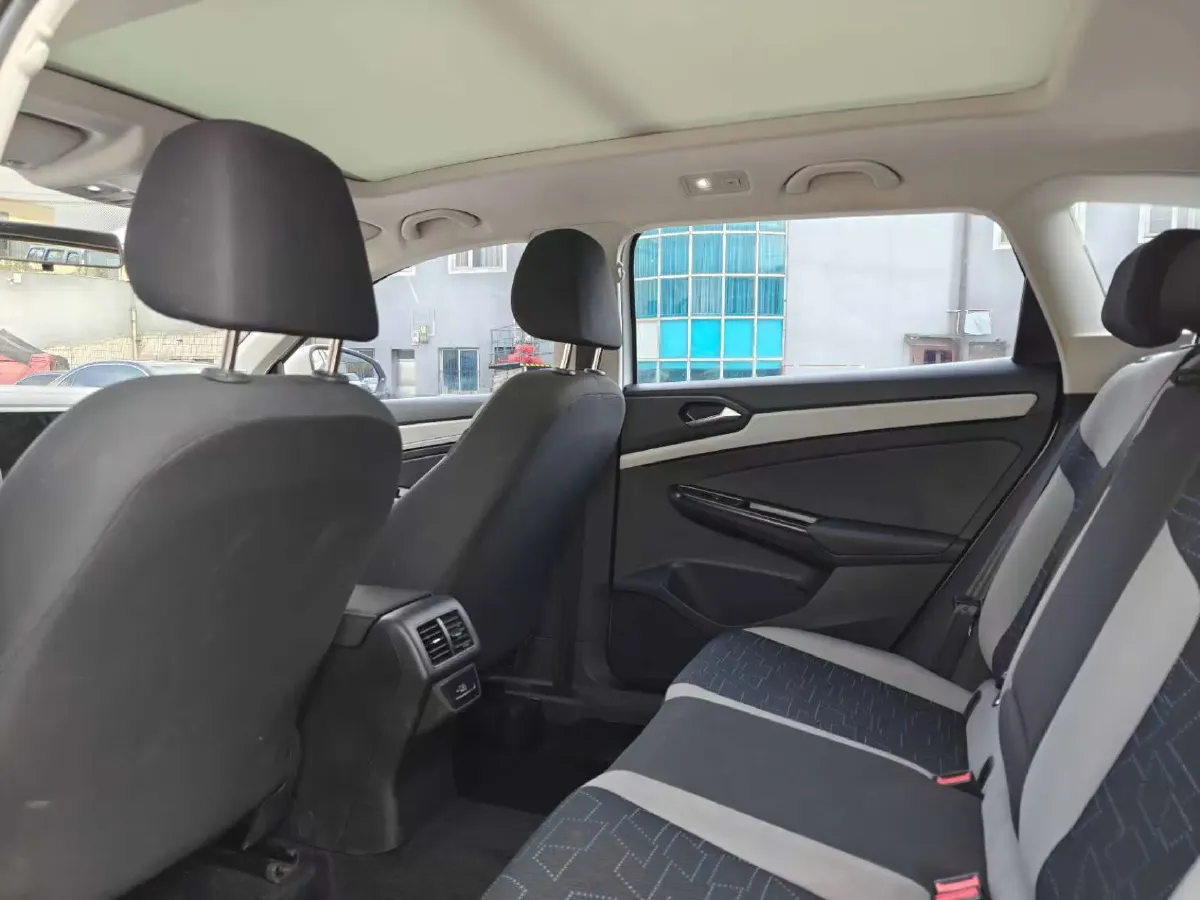 2023 Jetta VS7 1.4T 150HP L4 6AT,autocango,china used car exporter,china ev exporter,chinese used car exporter,chinese used ev exporter