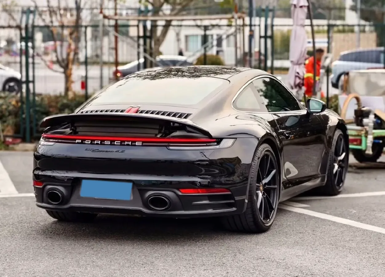2022 Porsche 911 3.0T 385HP H6 8DCT,autocango,china used car exporter,china ev exporter,chinese used car exporter,chinese used ev exporter