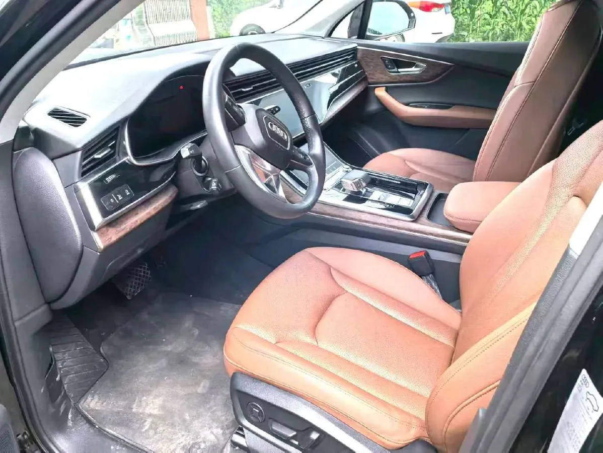 2021 Audi Q7 3.0T 340HP V6 8AT,autocango,china used car exporter,china ev exporter,chinese used car exporter,chinese used ev exporter