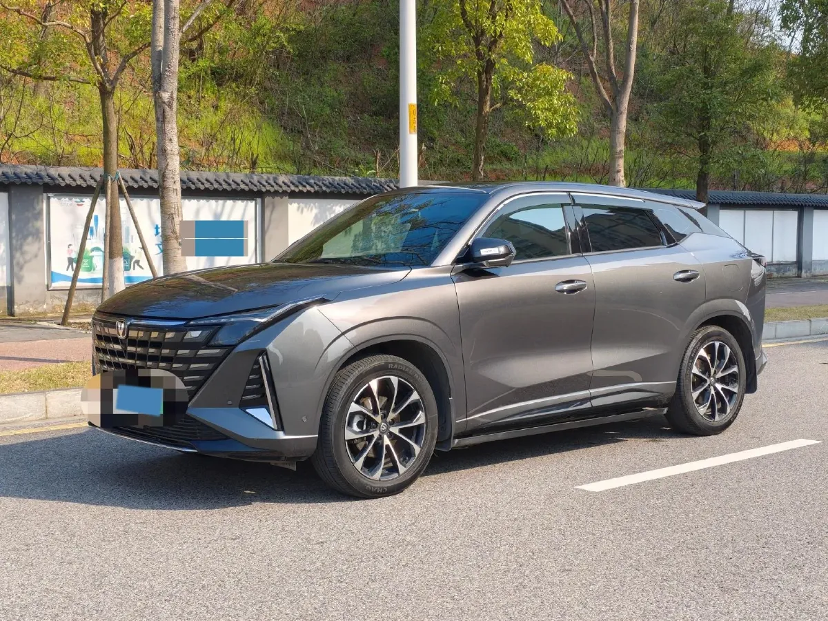 2024 ChangAn UNI-Z 1.5L 98HP L4 E-CVT PHEV 18.4KWH,autocango,china used car exporter,china ev exporter,chinese used car exporter,chinese used ev exporter