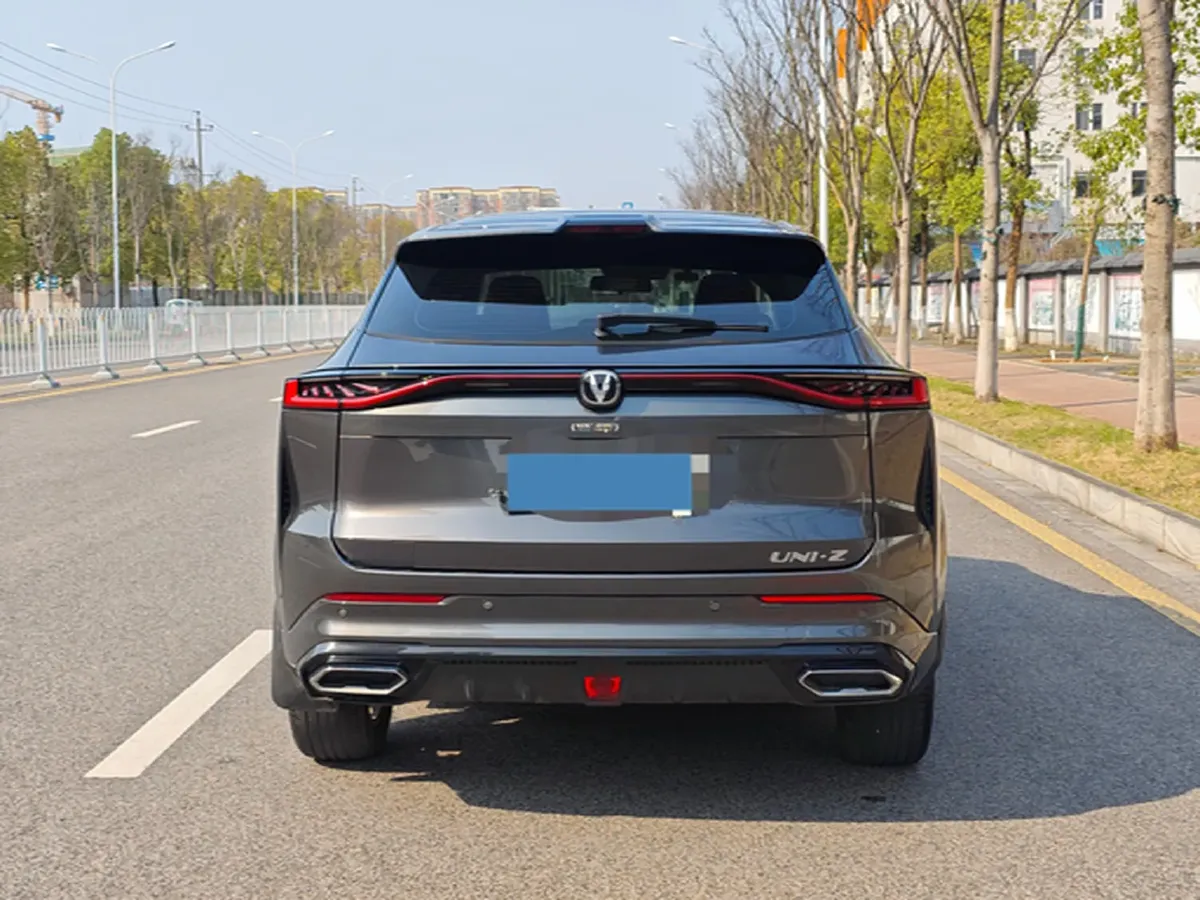 2024 ChangAn UNI-Z 1.5L 98HP L4 E-CVT PHEV 18.4KWH,autocango,china used car exporter,china ev exporter,chinese used car exporter,chinese used ev exporter