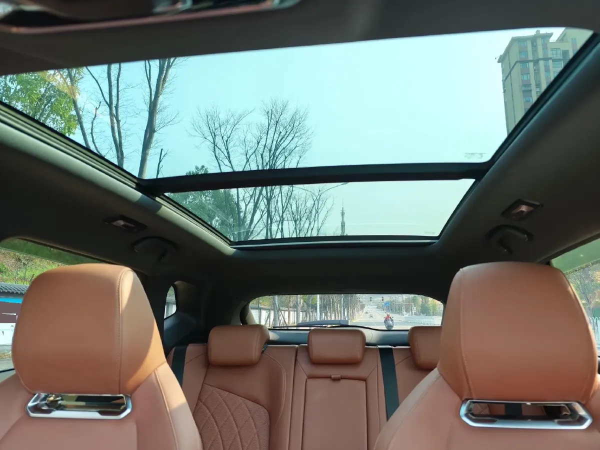 2024 ChangAn UNI-Z 1.5L 98HP L4 E-CVT PHEV 18.4KWH,autocango,china used car exporter,china ev exporter,chinese used car exporter,chinese used ev exporter