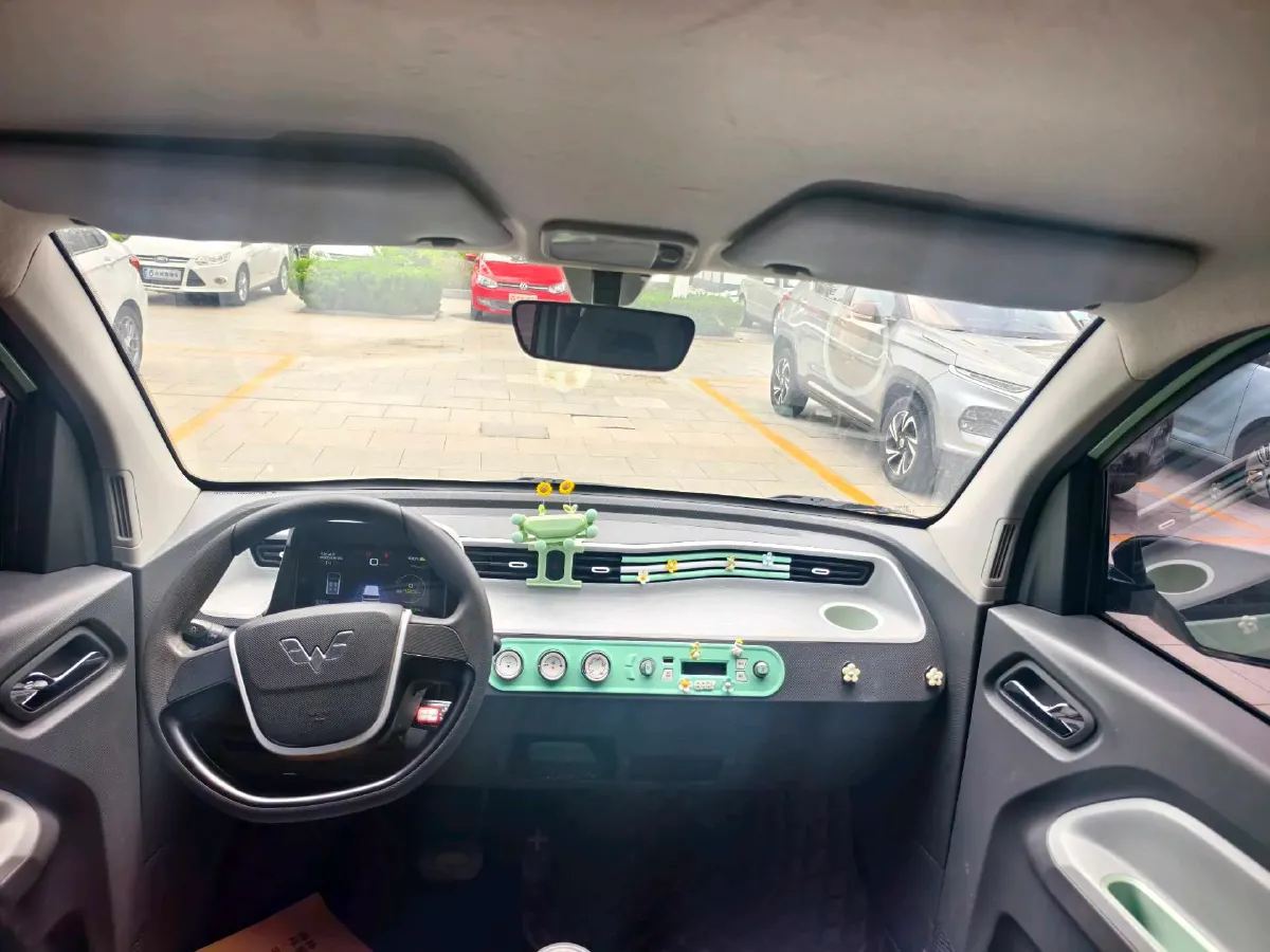 2022 WuLing HongGuang MINI EV BEV 9.3KWH,autocango,china used car exporter,china ev exporter,chinese used car exporter,chinese used ev exporter