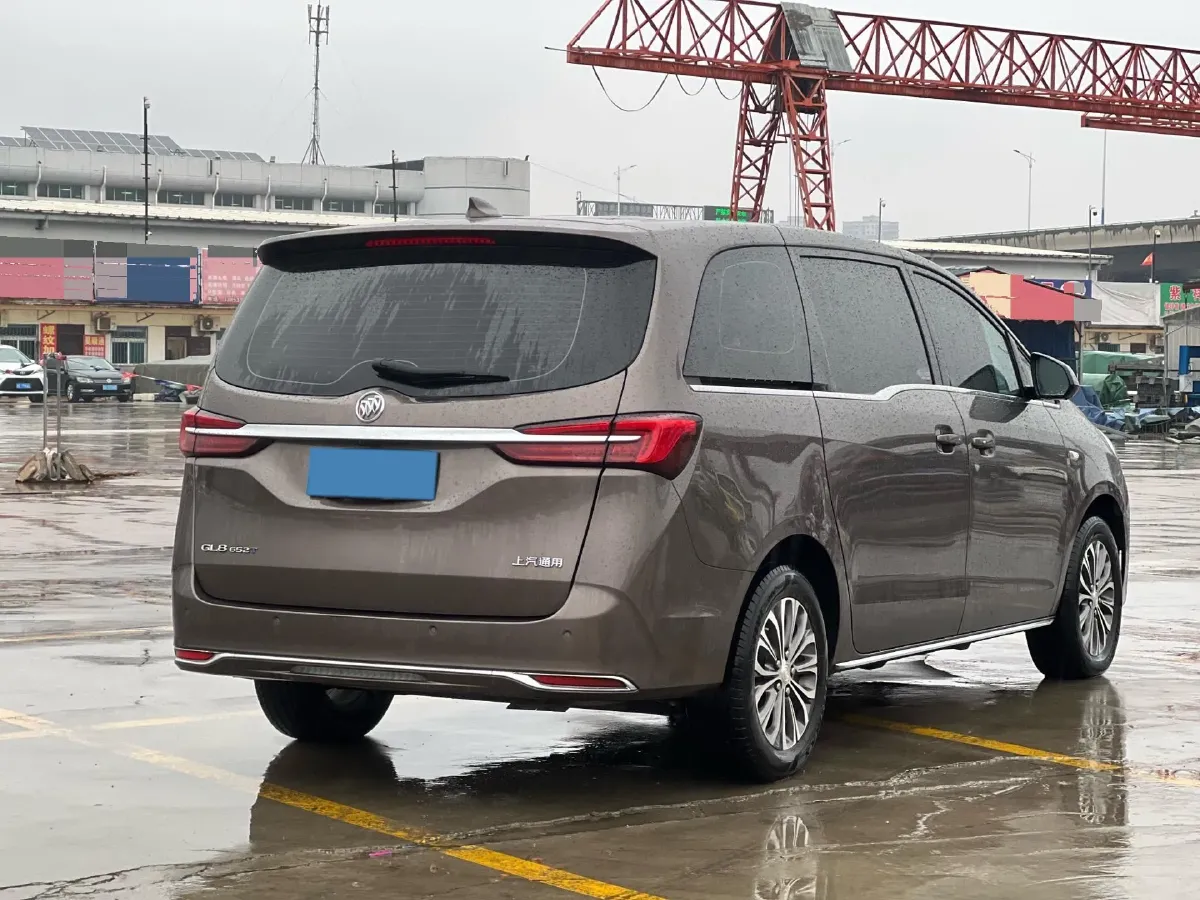 2023 Buick GL8 2.0T 237HP L4 9AT,autocango,china used car exporter,china ev exporter,chinese used car exporter,chinese used ev exporter
