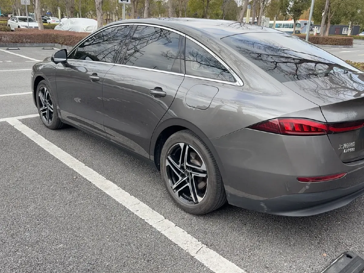 2025 Roewe D7 1.5L 112HP L4 1DHT PHEV 19.7KWH,autocango,china used car exporter,china ev exporter,chinese used car exporter,chinese used ev exporter