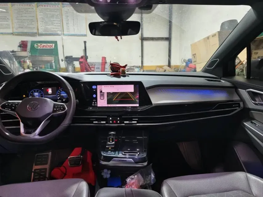 2021 Volkswagen Talagon 2.0T 220HP L4 7DCT,autocango,china used car exporter,china ev exporter,chinese used car exporter,chinese used ev exporter