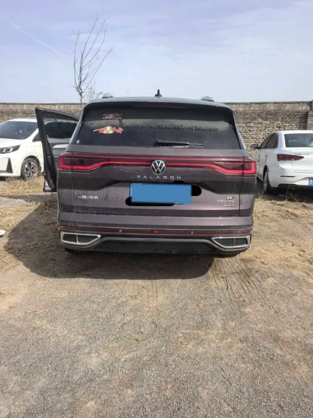 2021 Volkswagen Talagon 2.0T 220HP L4 7DCT,autocango,china used car exporter,china ev exporter,chinese used car exporter,chinese used ev exporter