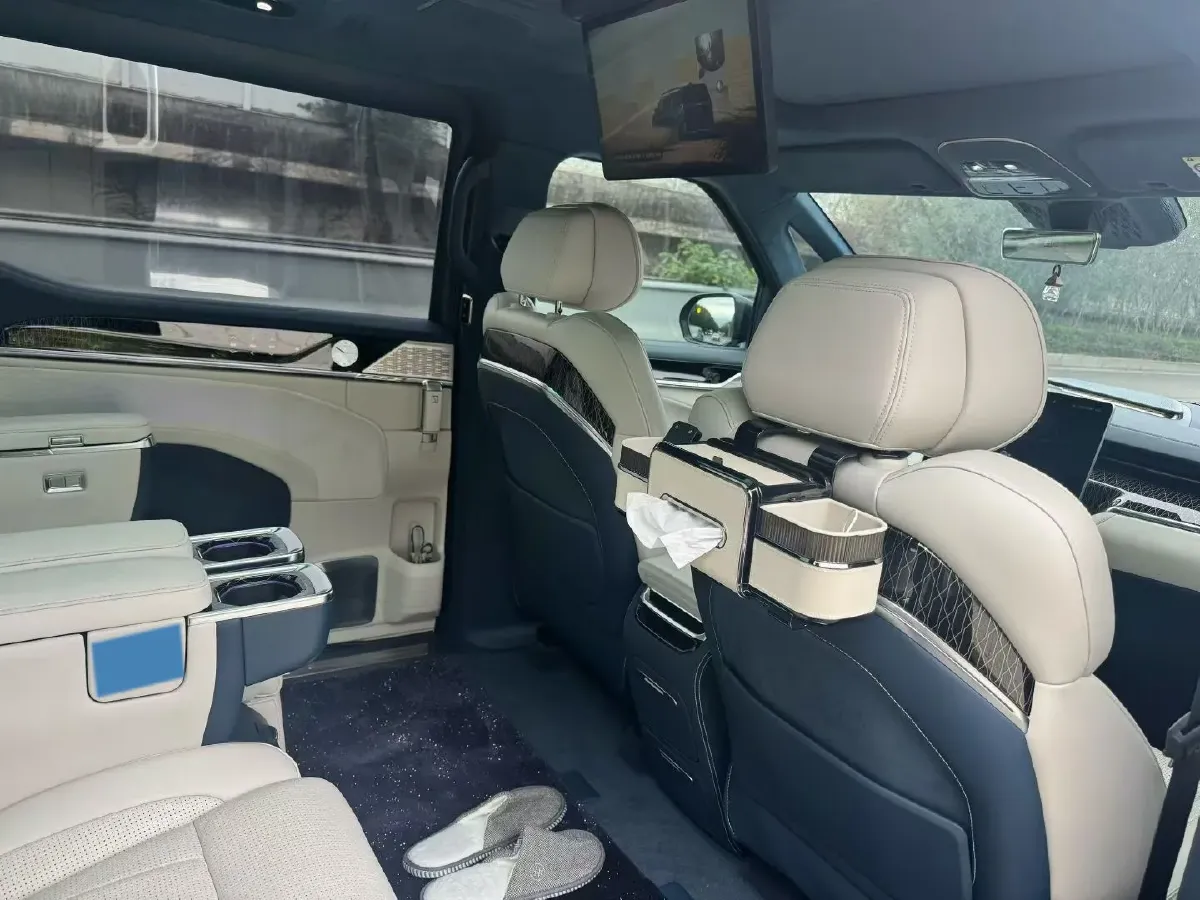 2022 Zeekr 009 BEV 116KWH,autocango,china used car exporter,china ev exporter,chinese used car exporter,chinese used ev exporter