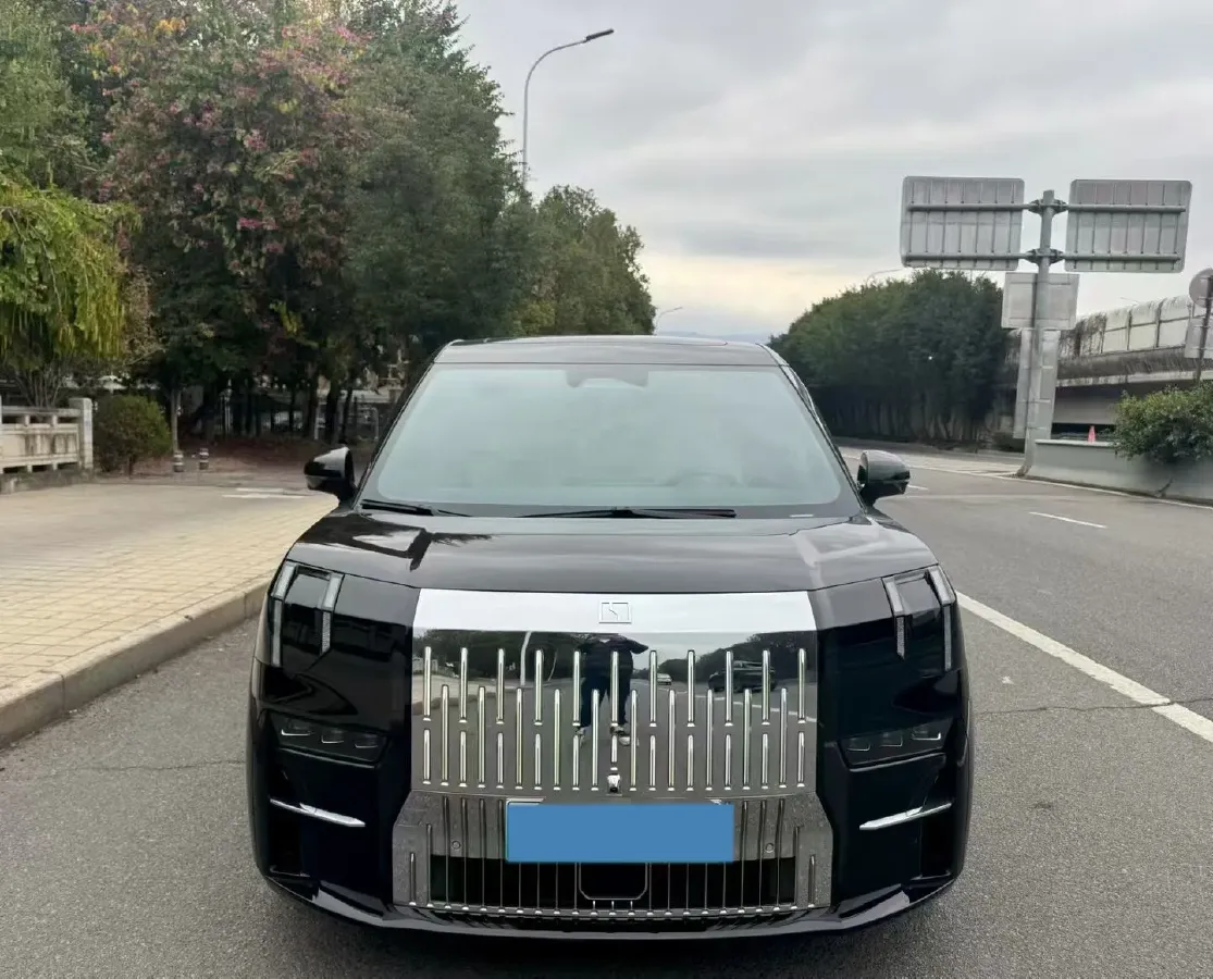 2022 Zeekr 009 BEV 116KWH,autocango,china used car exporter,china ev exporter,chinese used car exporter,chinese used ev exporter